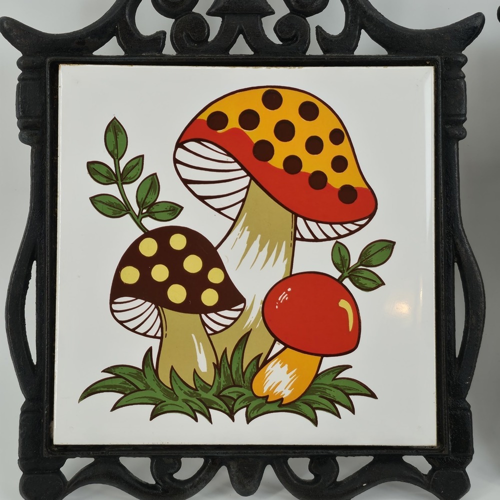 Merry Mushroom Trivet & Fruit Trivet Pot Holder-Tile & Cast Iron-Sears Roebuck - Picture 4 of 7